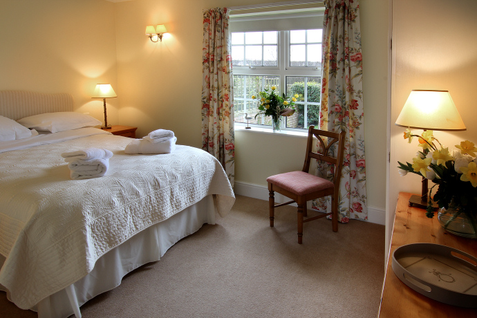 Double Bedroom, Curlew Cottage, Northumberland Double Bedroom