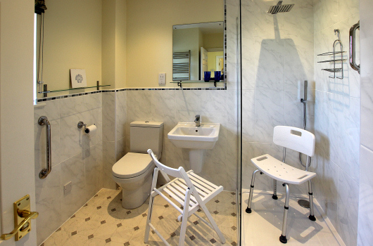 Bathroom, Eiderduck Cottage, Outchester & Ross Farm Cottages, Northumberland Bathroom