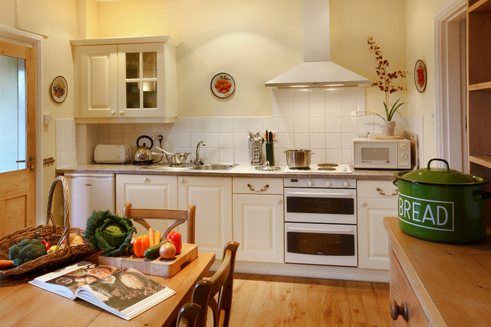 Kitchen, West Coastguard Cottage, Northumberland Kitchen